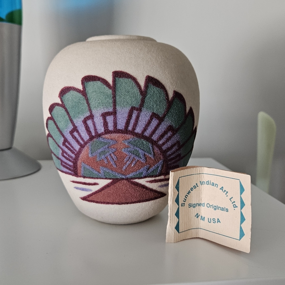 Native American Sand Painting Vase